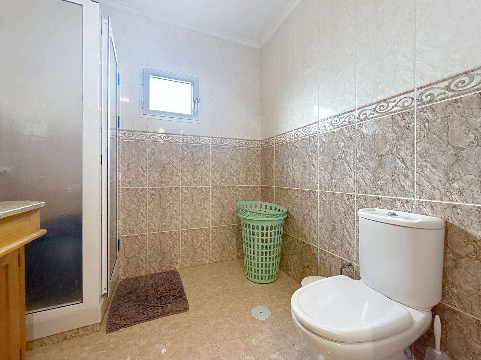 4 chambre Entreprise à vendre à Antigua - 370 000 € (Ref: 9934407)