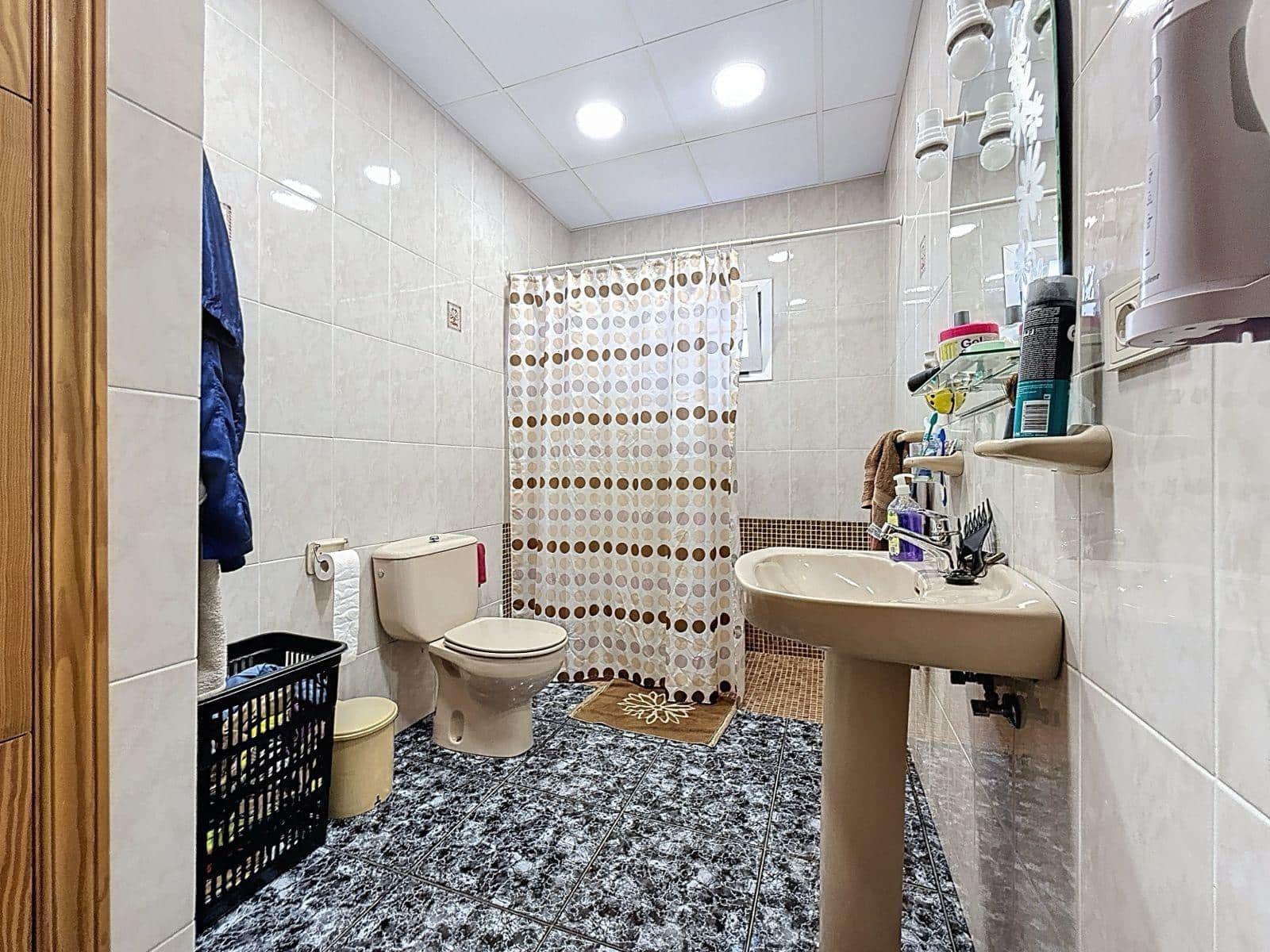 4 chambre Entreprise à vendre à Antigua - 370 000 € (Ref: 9934407)
