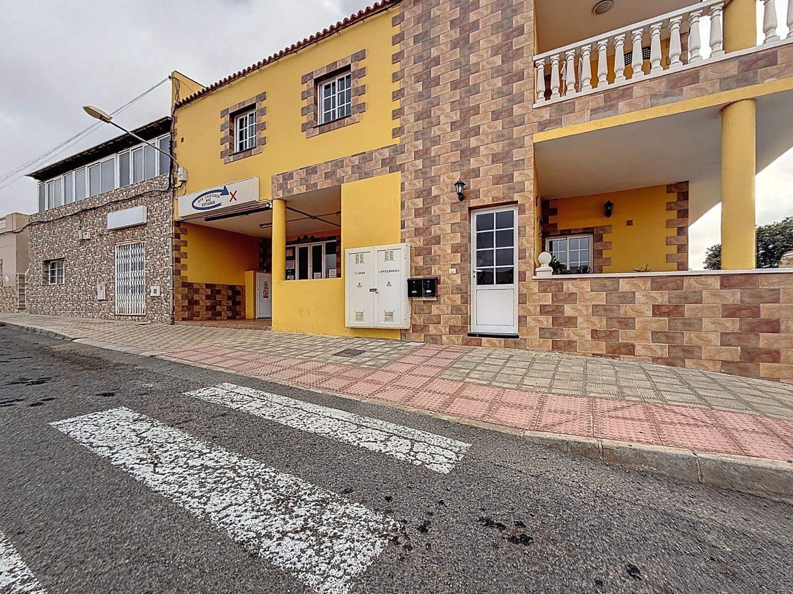 4 chambre Entreprise à vendre à Antigua - 370 000 € (Ref: 9934407)