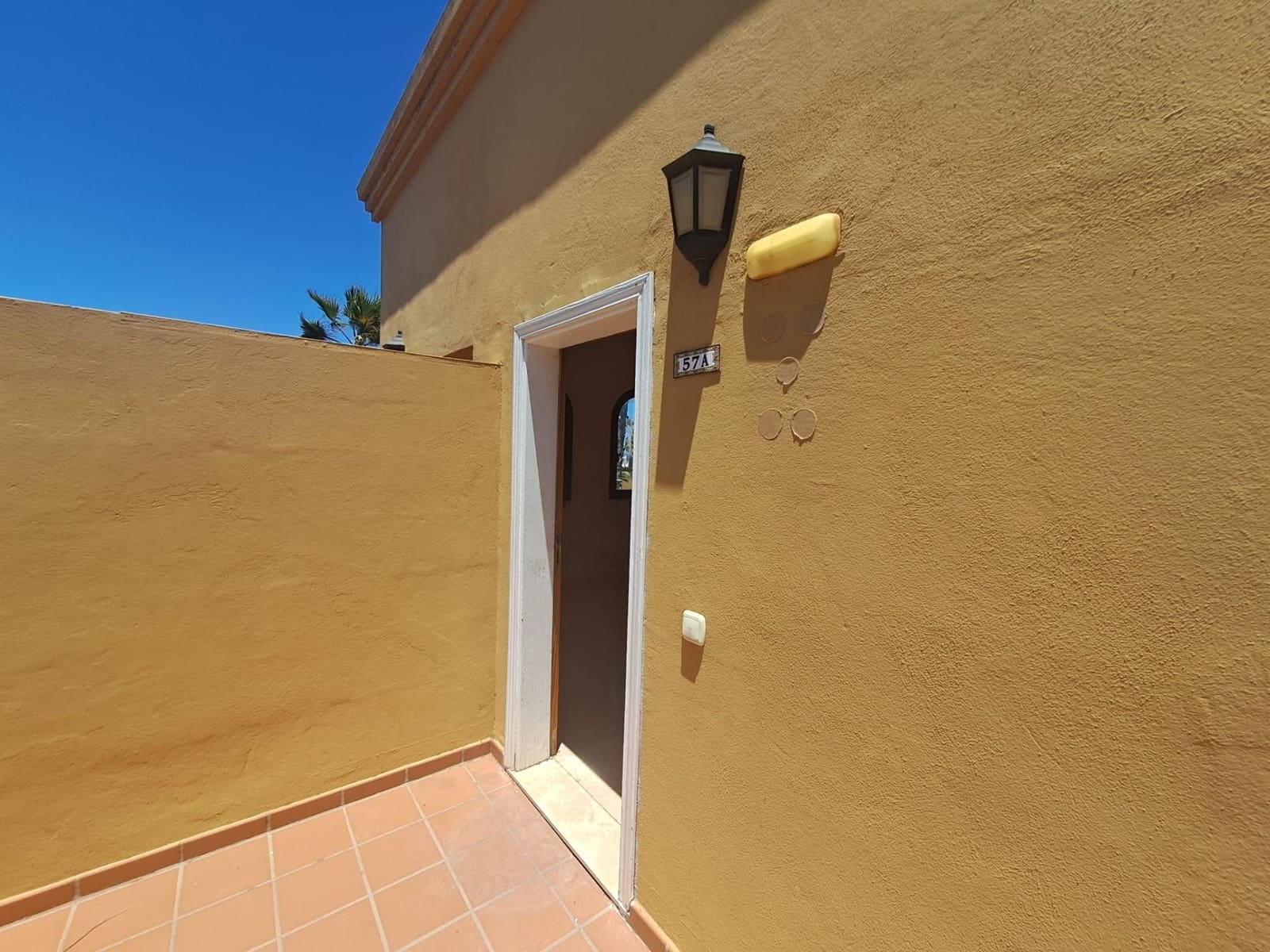 Piso de 1 habitación en Corralejo en venta con piscina - 145.000 € (Ref: 9945933)