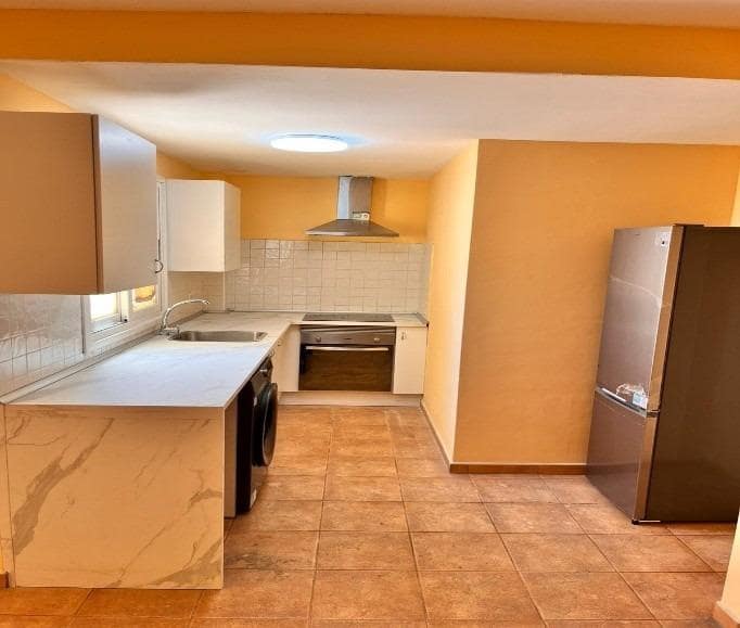 2 soveværelse Lejlighed til salg i Corralejo med swimmingpool - € 255.000 (Ref: 9958136)
