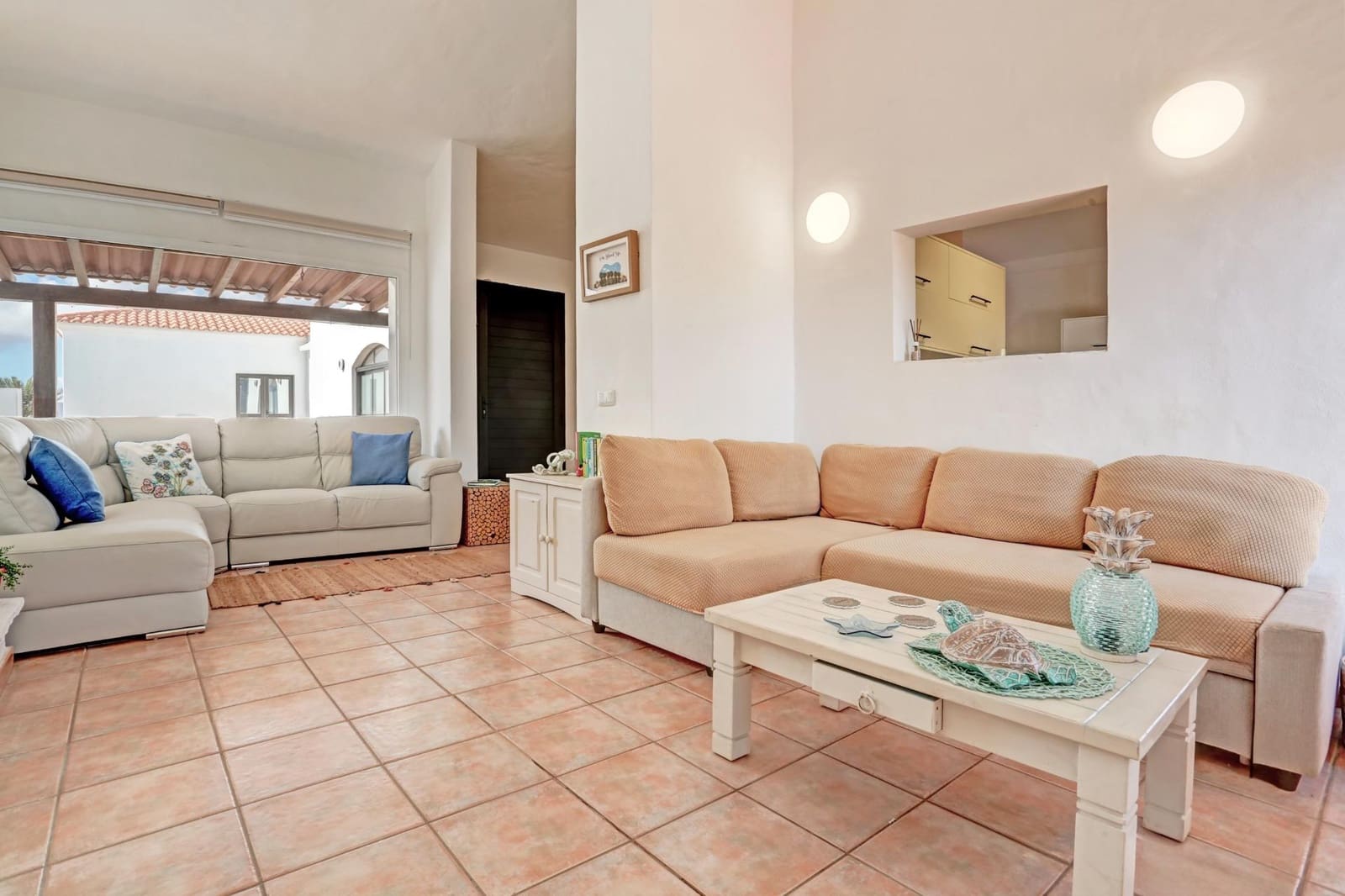 4 soverom Villa til salgs i La Oliva med svømmebasseng - € 565 000 (Ref: 9963329)