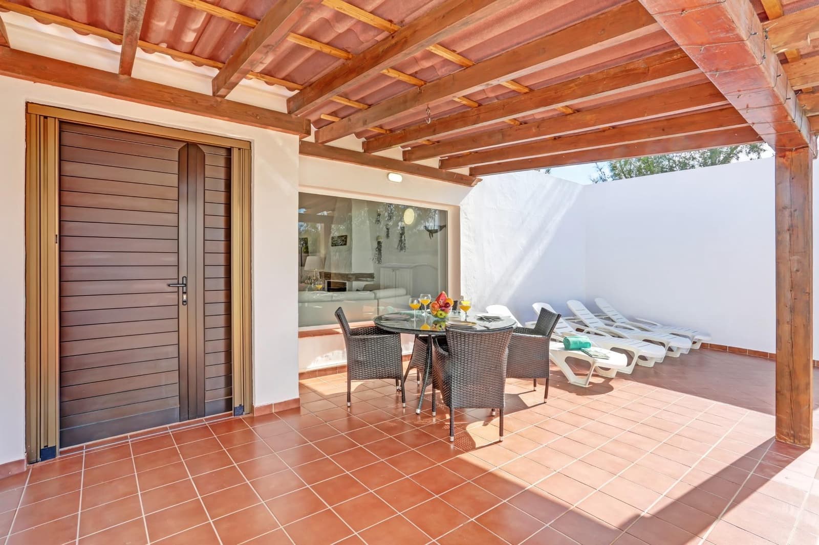 4 soverom Villa til salgs i La Oliva med svømmebasseng - € 565 000 (Ref: 9963329)