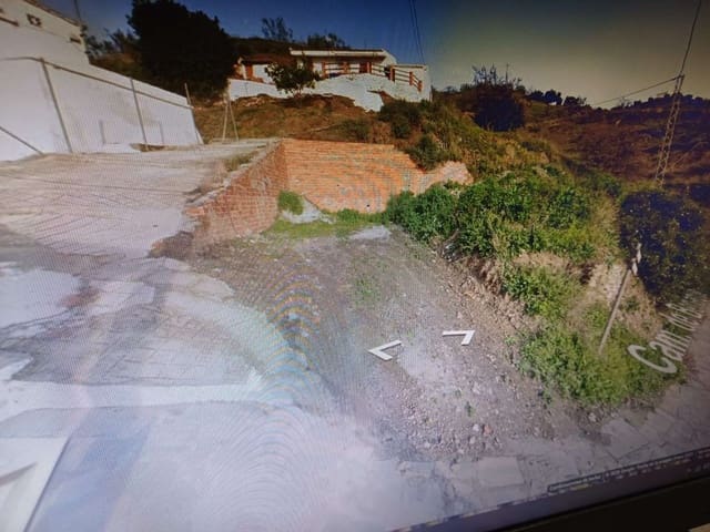Terreno Não Urbanizado para venda em Macharaviaya - 68 000 € (Ref: 10044438)