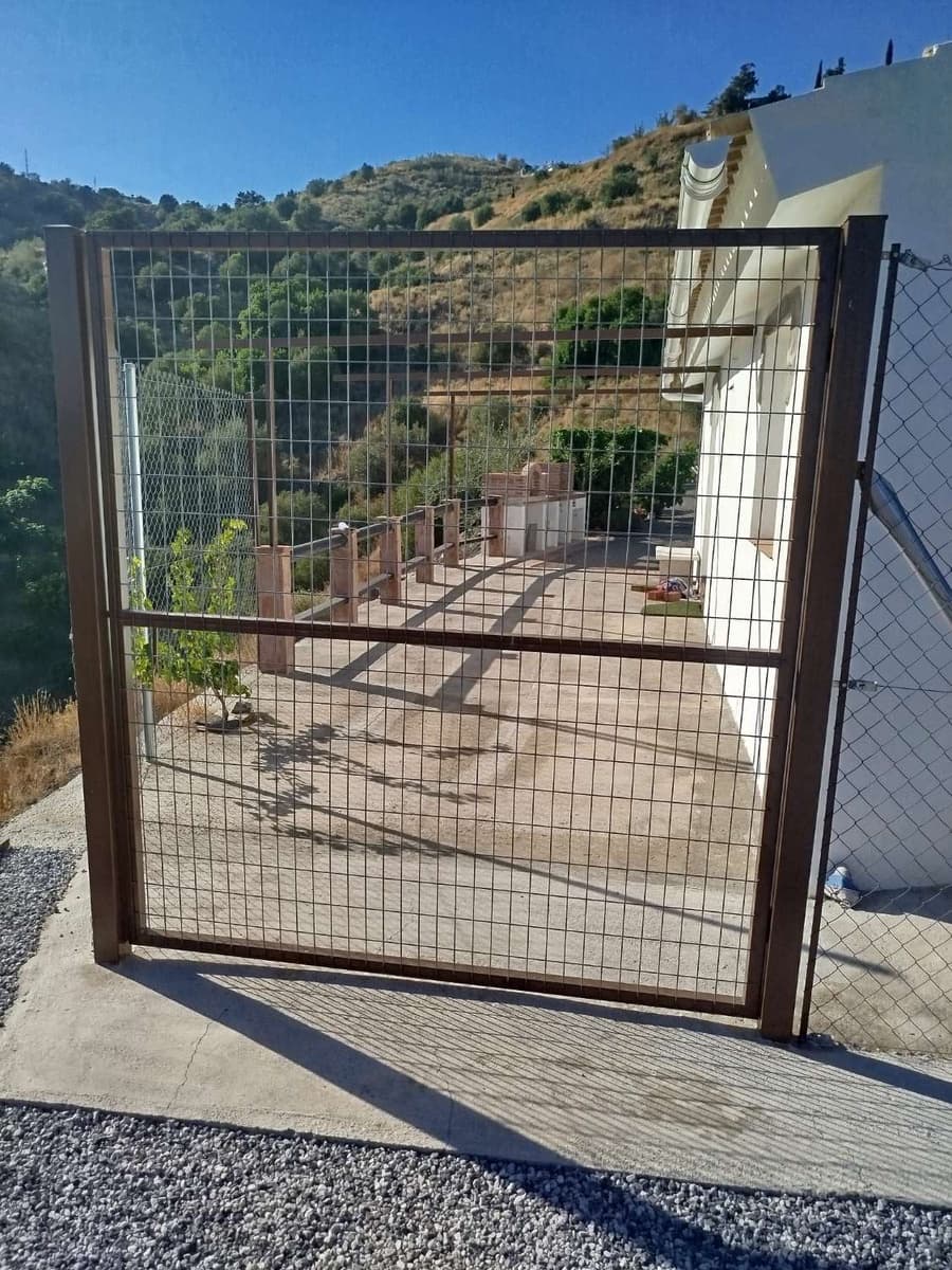 Finca/Casa Rural de 1 habitación en Vélez-Málaga en venta con piscina - 115.000 € (Ref: 10131147)