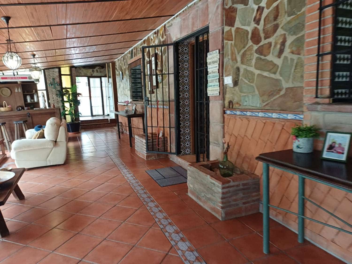 14 bedroom Finca/Country House for sale in Pizarra with pool garage - € 770,000 (Ref: 10131148)