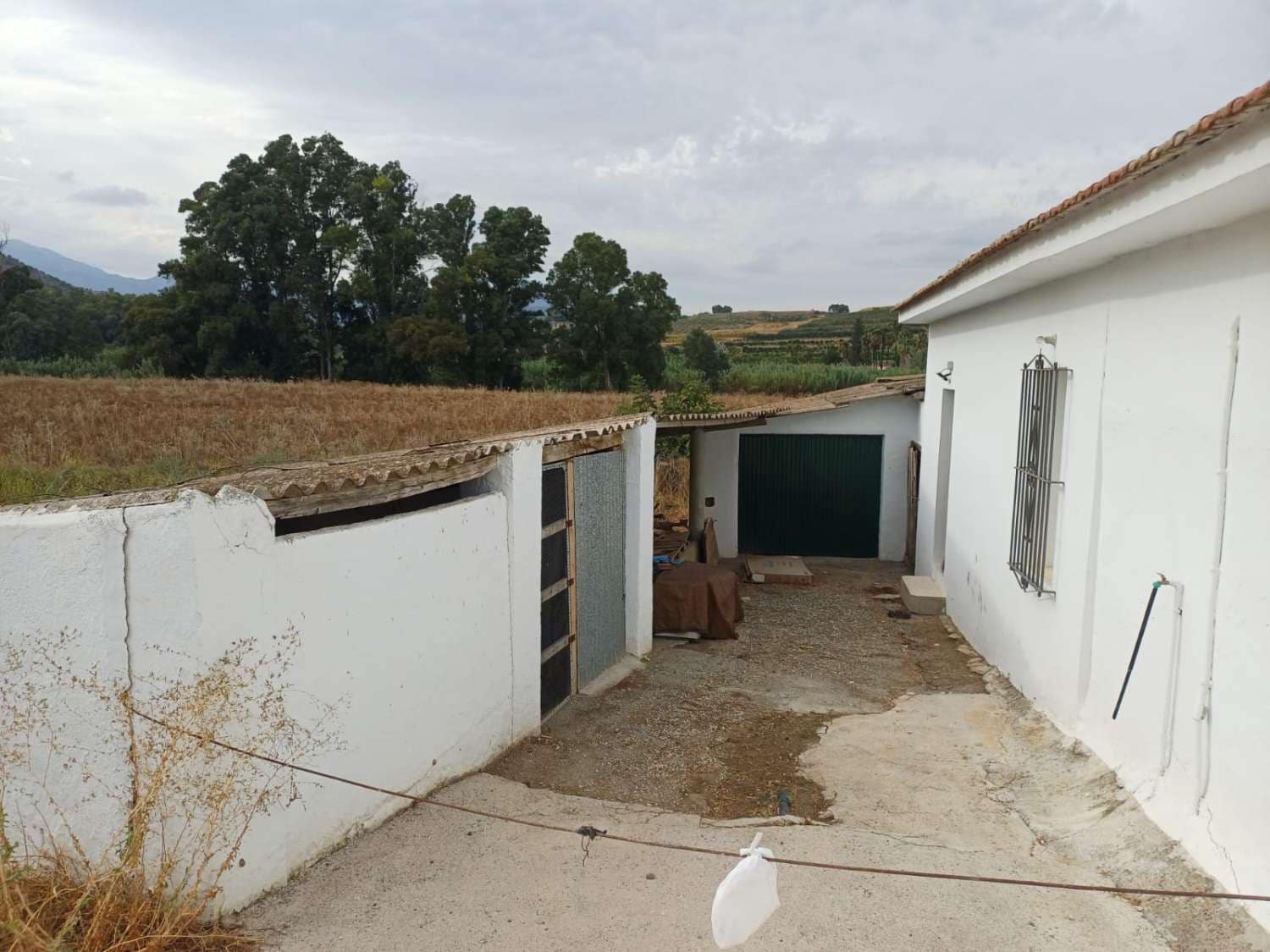 6 bedroom Finca/Country House for sale in Pizarra with garage - € 550,000 (Ref: 10133033)