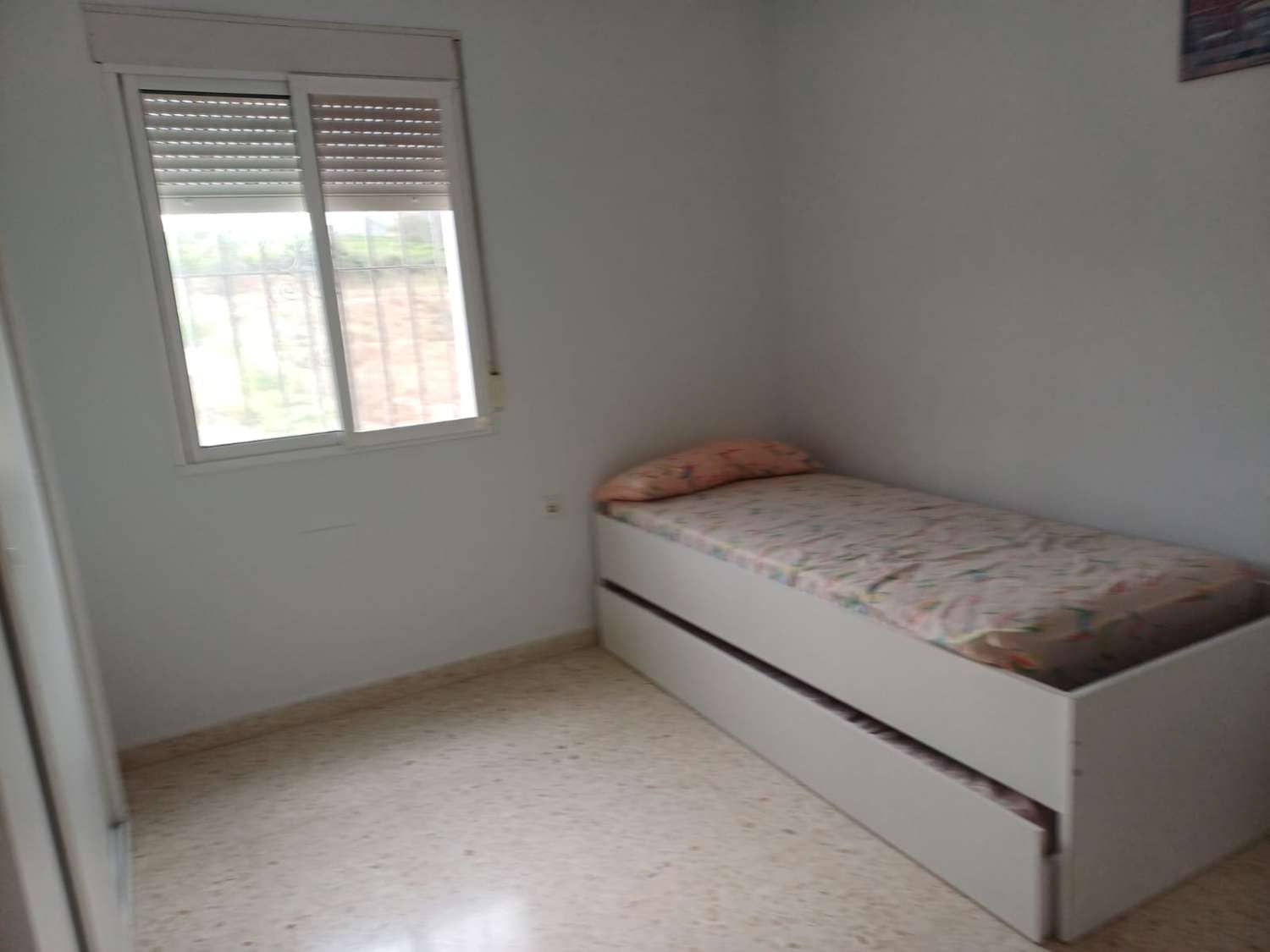 6 bedroom Finca/Country House for sale in Pizarra with garage - € 550,000 (Ref: 10133033)