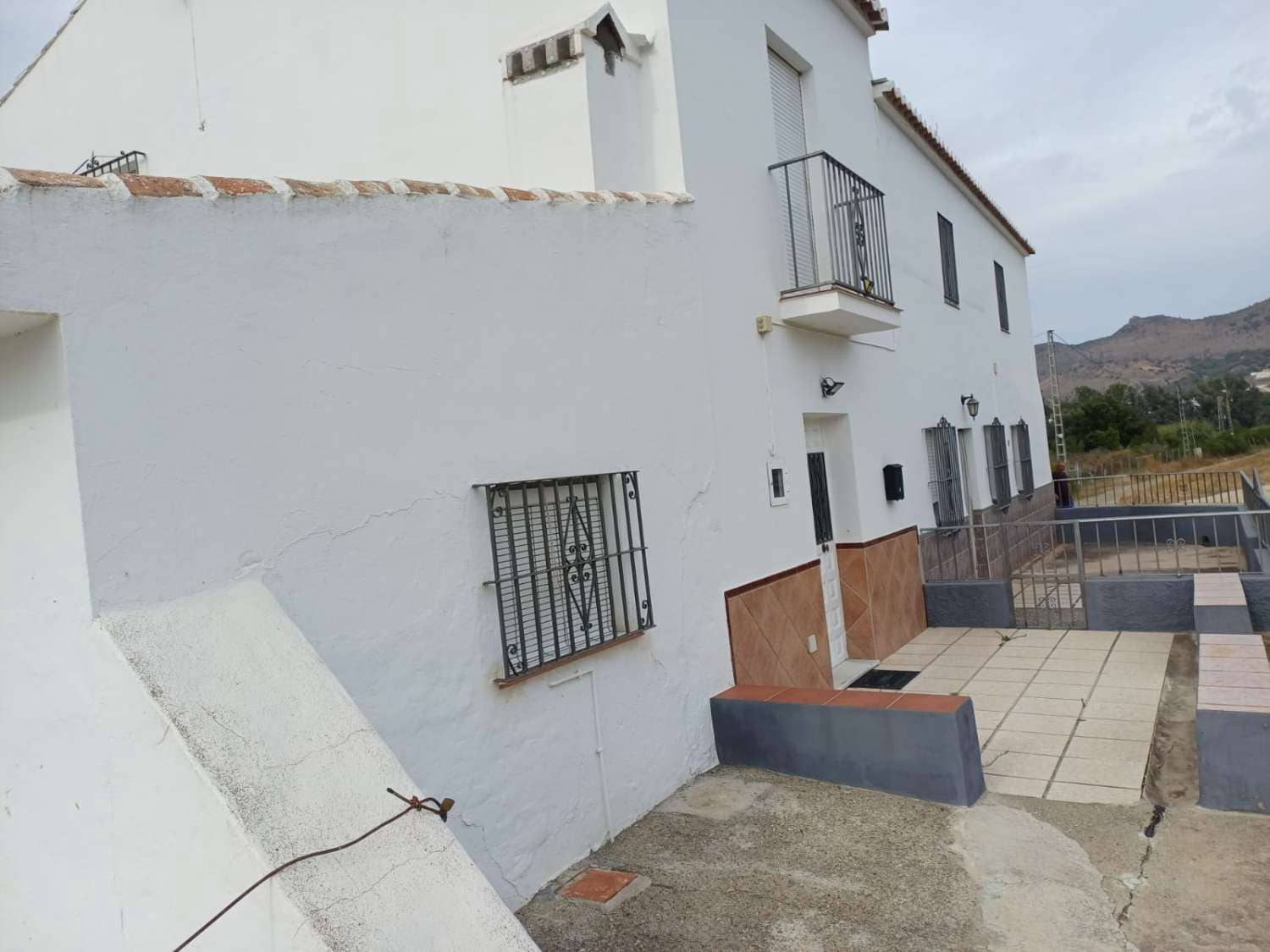 6 bedroom Finca/Country House for sale in Pizarra with garage - € 550,000 (Ref: 10133033)