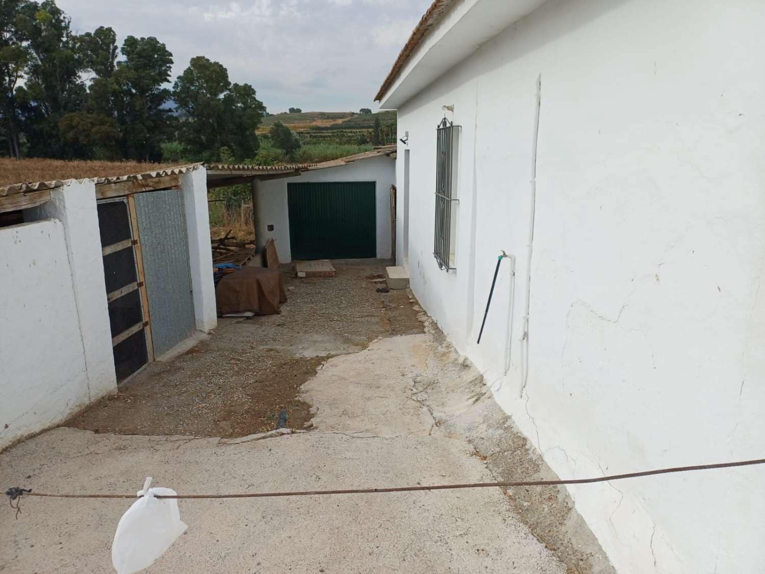 6 bedroom Finca/Country House for sale in Pizarra with garage - € 550,000 (Ref: 10133033)