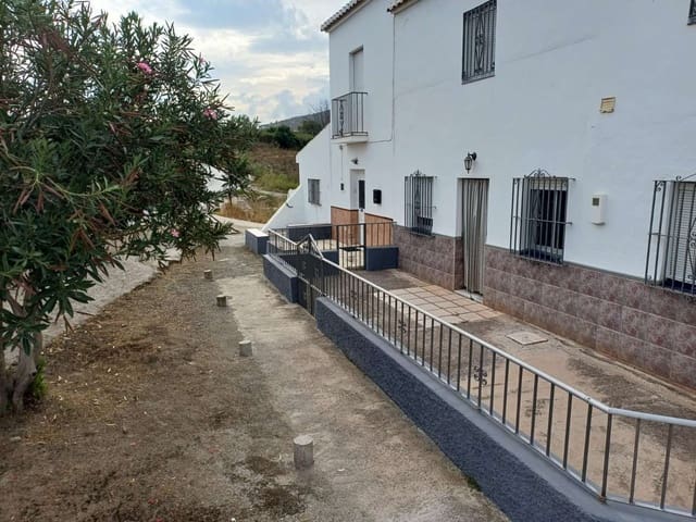 6 bedroom Finca/Country House for sale in Pizarra with garage - € 550,000 (Ref: 10133033)