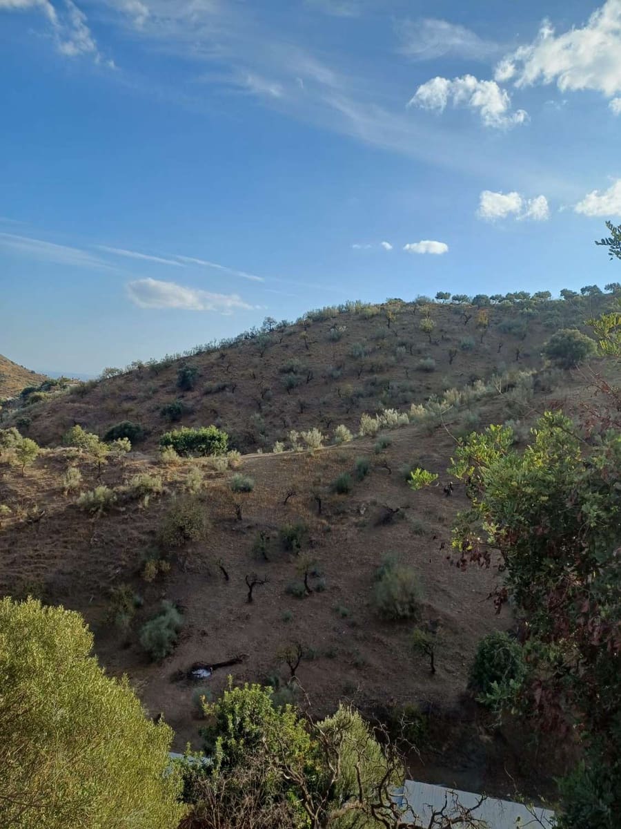 Finca/Herregård til salgs i Rincon de la Victoria - € 52 000 (Ref: 10145736)