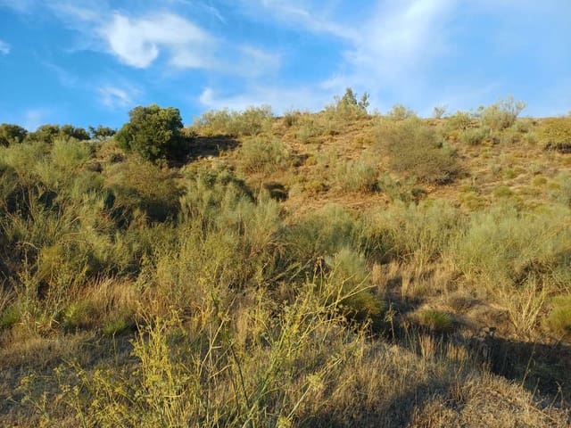 Finca/Landehus til salg i Moclinejo - € 27.000 (Ref: 10148282)