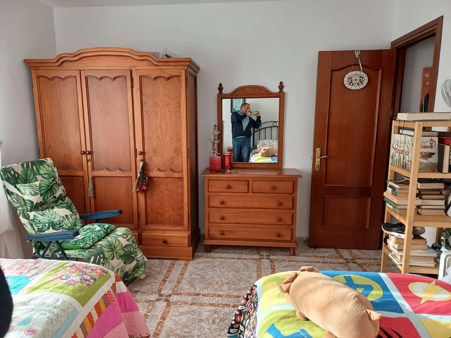 3 soveværelse Finca/Landehus til salg i Malaga by - € 170.000 (Ref: 10157195)