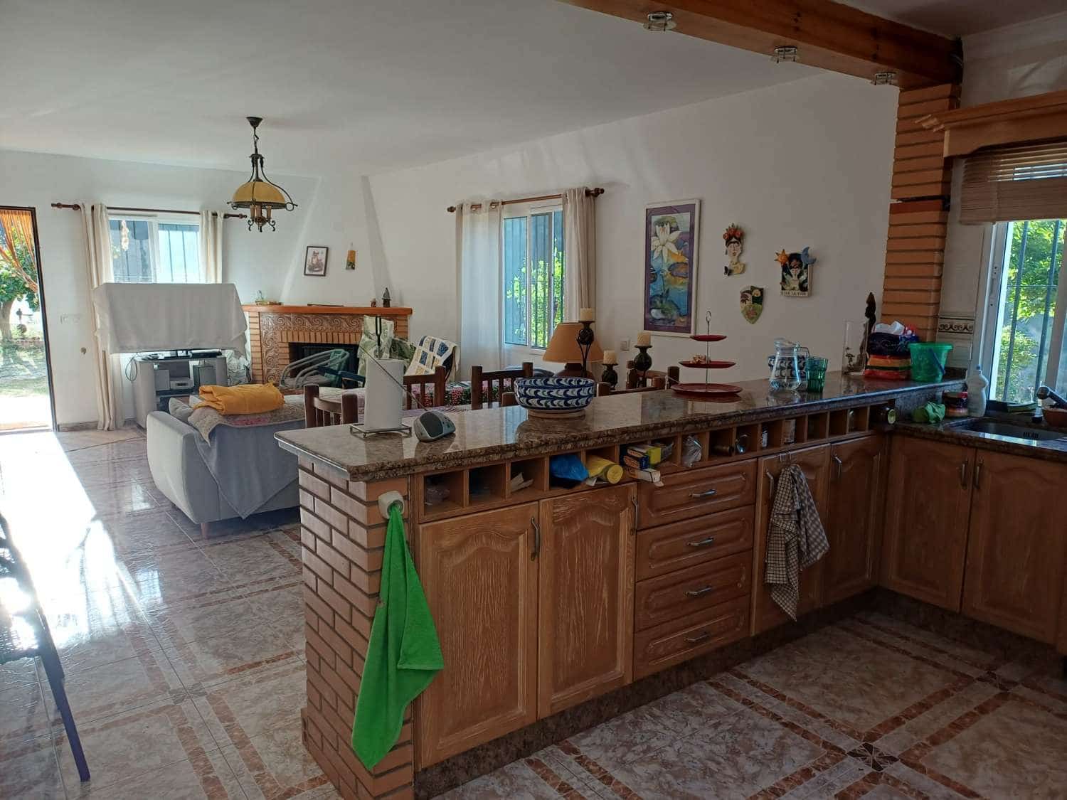 3 soveværelse Finca/Landehus til salg i Malaga by - € 170.000 (Ref: 10157195)