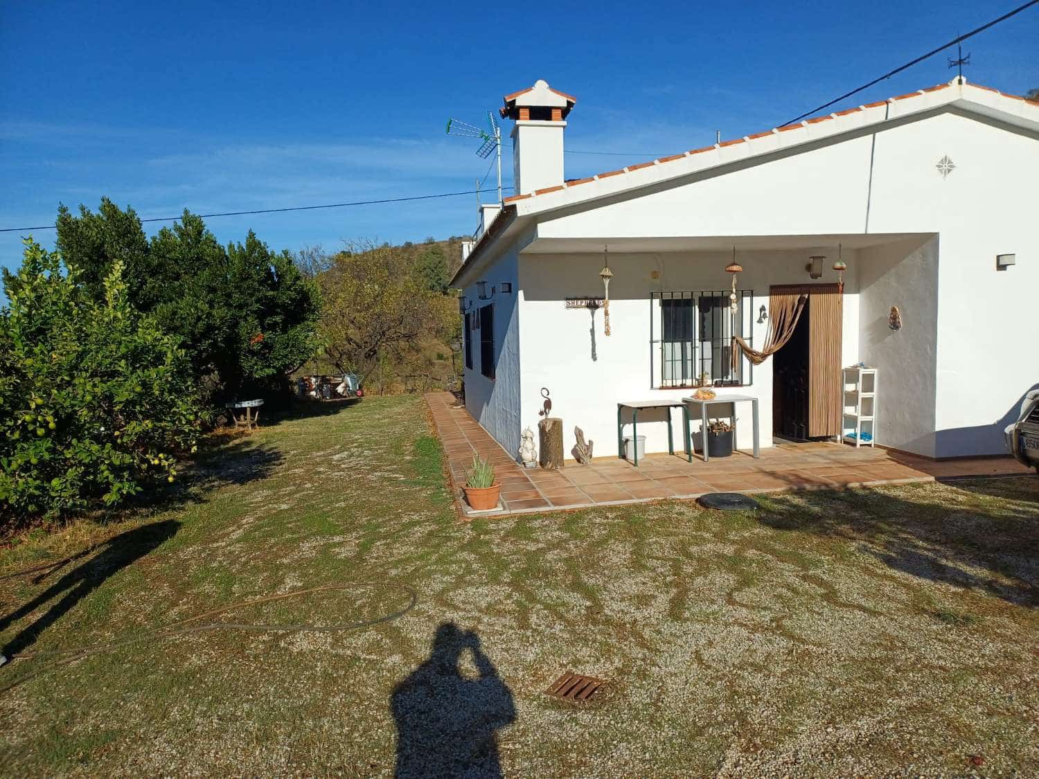 3 soveværelse Finca/Landehus til salg i Malaga by - € 170.000 (Ref: 10157195)
