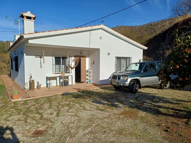 3 soveværelse Finca/Landehus til salg i Olias, Málaga by - € 170.000 (Ref: 10157195)