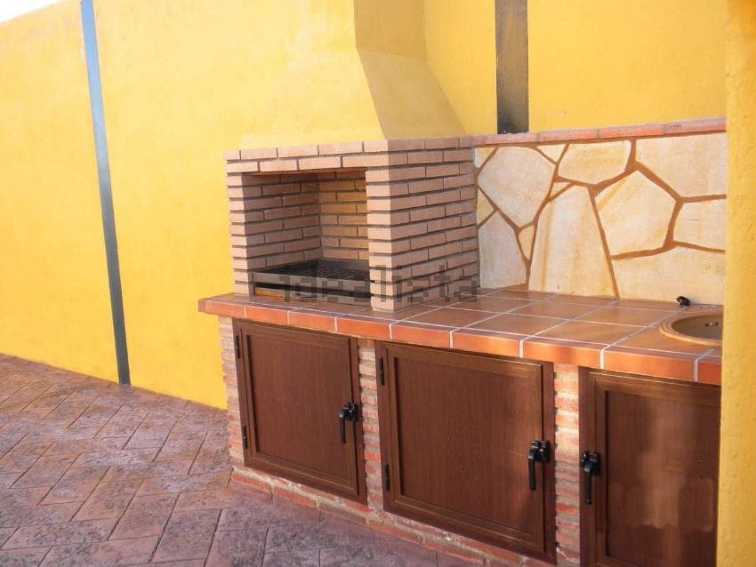 3 sypialnia Finka/Dom wiejski na sprzedaż w Velez-Malaga z basenem - 585 000 € (Ref: 5307886)