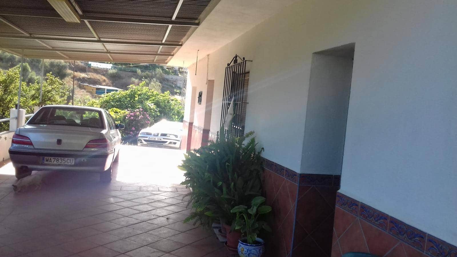 3 slaapkamer Huis te koop in Rincon de la Victoria - € 399.900 (Ref: 5307892)