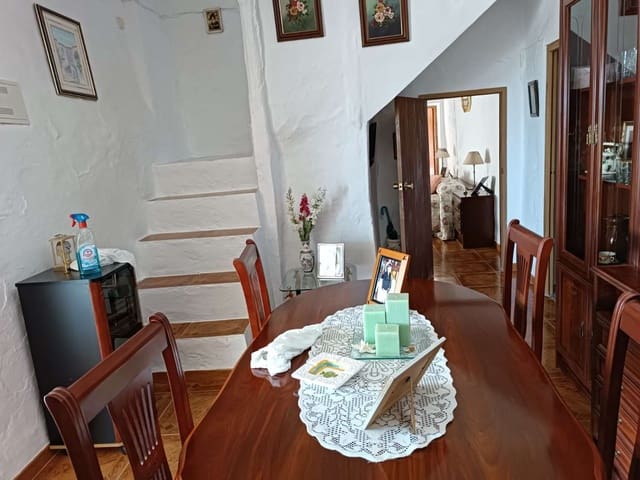 8 sypialnia Finka/Dom wiejski na sprzedaż w Rincón de la Victoria z garażem - 400 000 € (Ref: 8698564)