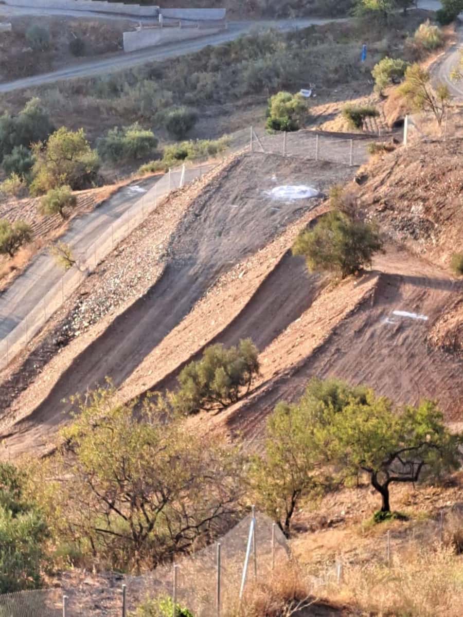 Tontti myytävänä paikassa Moclinejo - 48 000 € (Ref: 8698570)