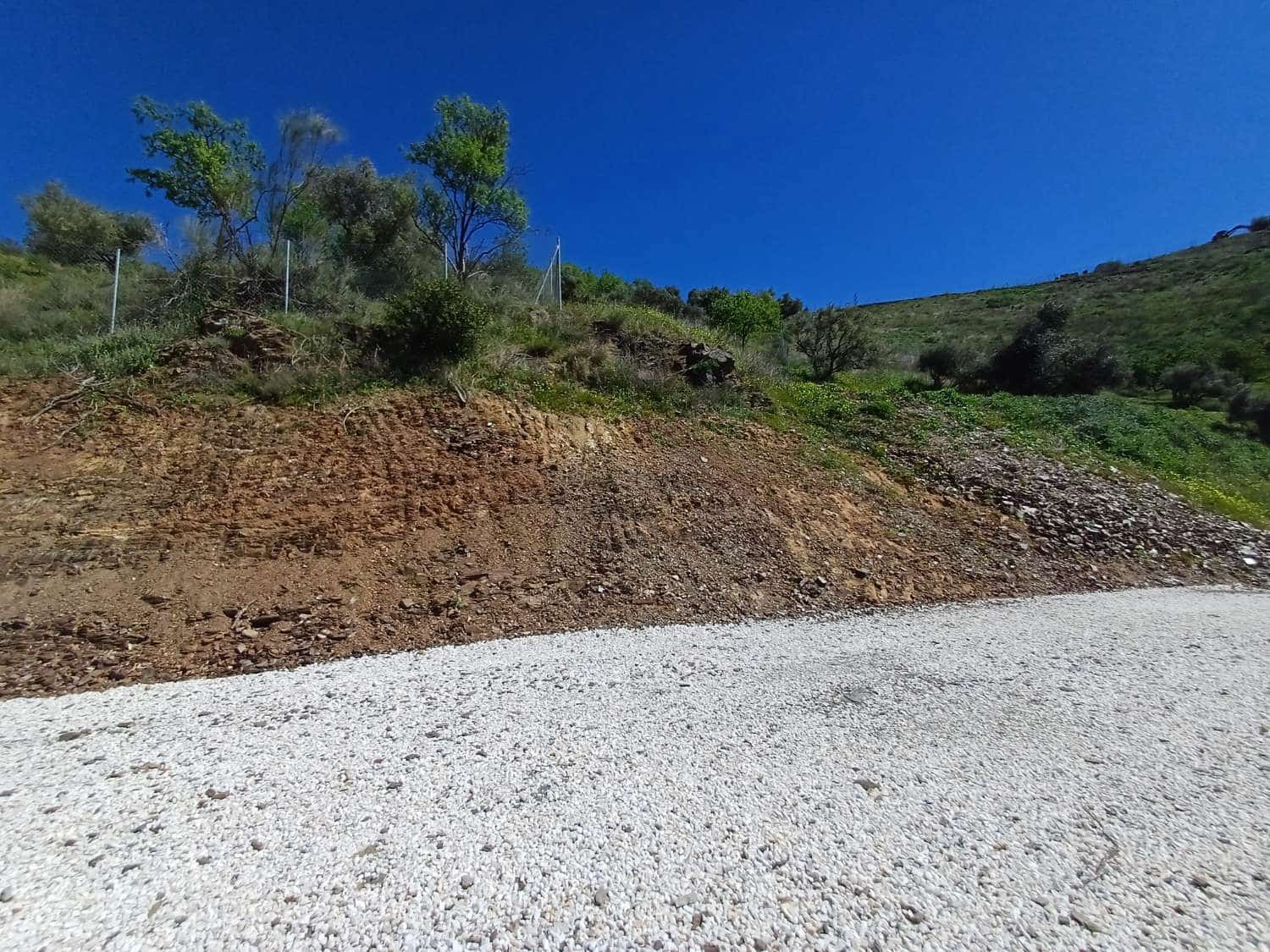 Działka budowlana na sprzedaż w Moclinejo - 48 000 € (Ref: 8698570)