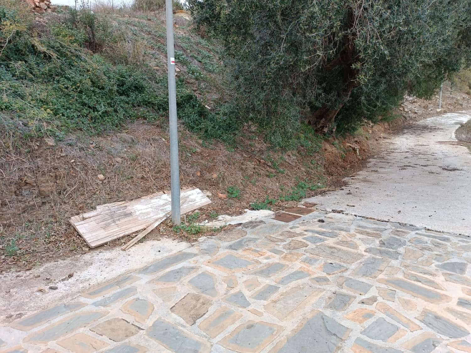 Ubebygd land til salgs i Macharaviaya - € 75 000 (Ref: 8698626)