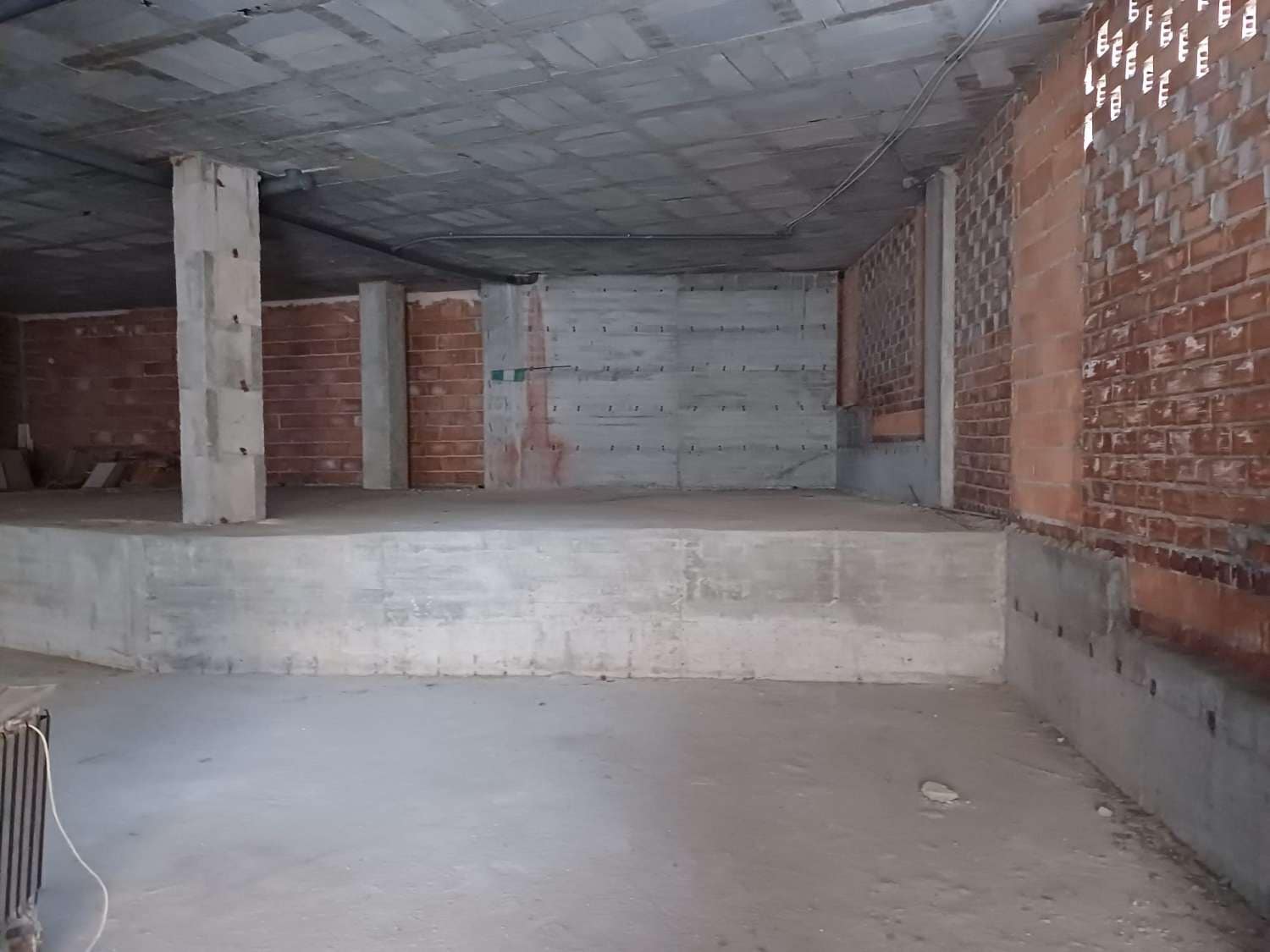 Comercial para venda em Benamocarra - 150 000 € (Ref: 8698633)