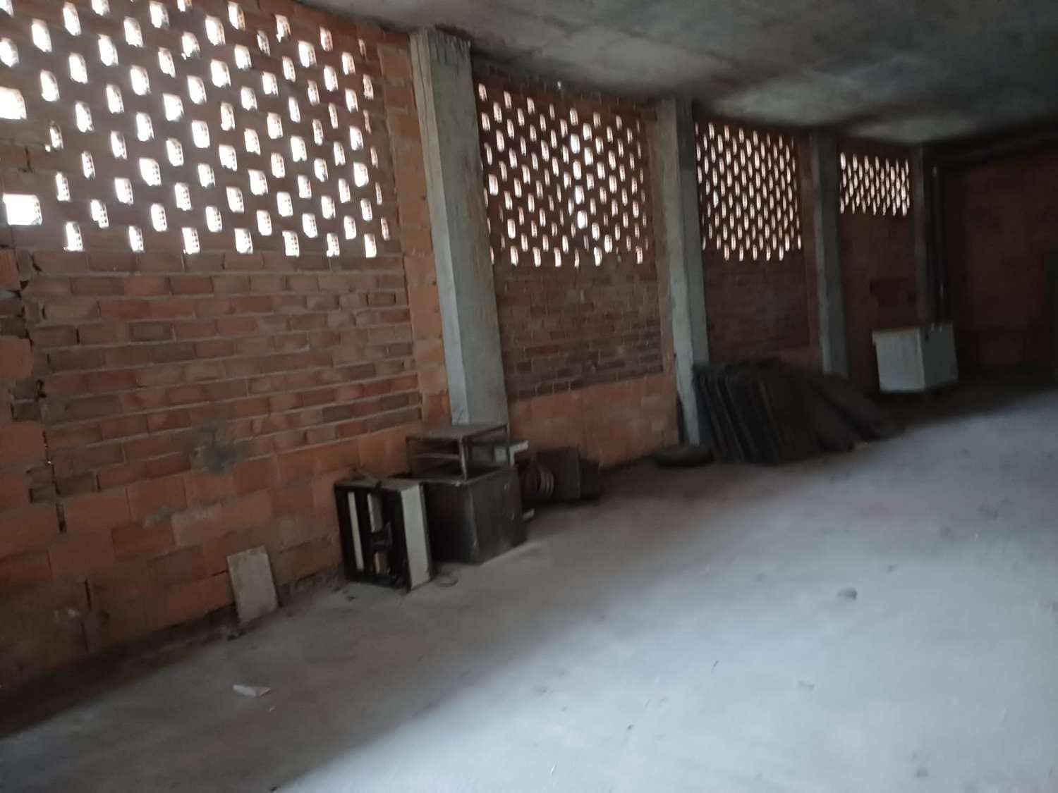 Comercial para venda em Benamocarra - 150 000 € (Ref: 8698633)