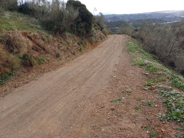 Tontti myytävänä paikassa Macharaviaya - 70 000 € (Ref: 8709681)