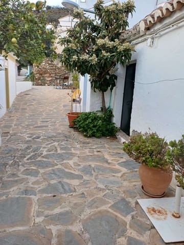 Terre non Aménagée à vendre à Macharaviaya - 75 000 € (Ref: 8717013)