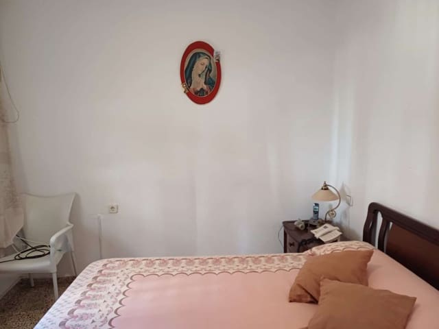 4 sovrum Radhus till salu i Arroyo de los Angeles, Málaga stad - 310 000 € (Ref: 9634657)