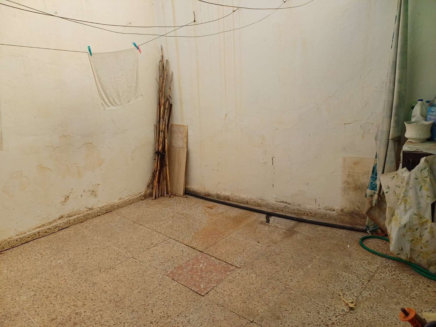 4 sovrum Radhus till salu i Malaga stad - 310 000 € (Ref: 9634657)