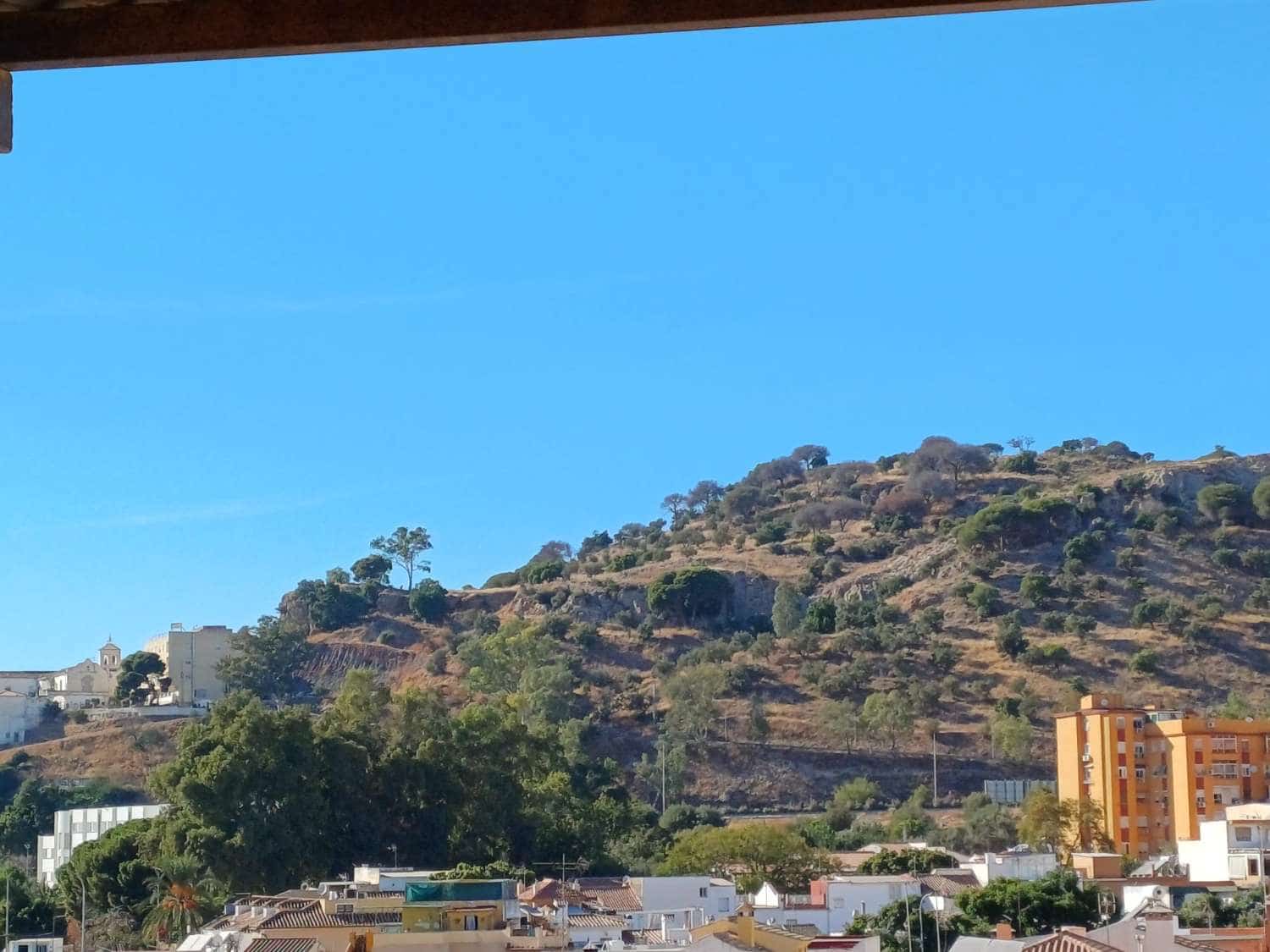 4 sovrum Radhus till salu i Malaga stad - 310 000 € (Ref: 9634657)