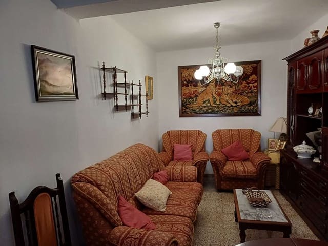 4 sovrum Radhus till salu i Arroyo de los Angeles, Málaga stad - 310 000 € (Ref: 9634657)