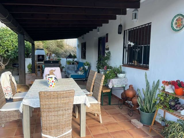 1 soveværelse Finca/Landehus til salg i El Borge med swimmingpool garage - € 209.000 (Ref: 9634658)