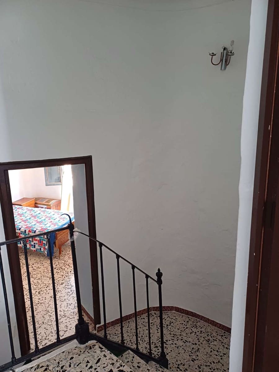 3 makuuhuone Omakotitalo myytävänä paikassa El Borge - 70 000 € (Ref: 9634659)