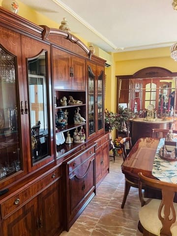 3 makuuhuone Kattohuoneisto myytävänä paikassa Torre del Mar, Vélez-Málaga mukana uima-altaan - 345 000 € (Ref: 9634660)