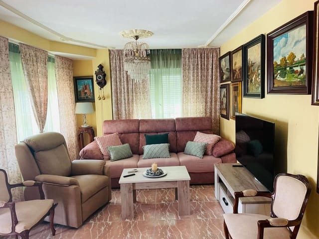 3 makuuhuone Kattohuoneisto myytävänä paikassa Torre del Mar, Vélez-Málaga mukana uima-altaan - 345 000 € (Ref: 9634660)