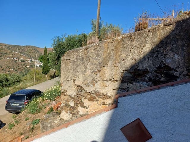 Undeveloped Land for sale in Moclinejo - € 58,000 (Ref: 9634663)