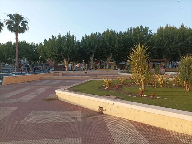 Restaurant/Bar for sale in Vélez-Málaga - € 149,900 (Ref: 9634669)