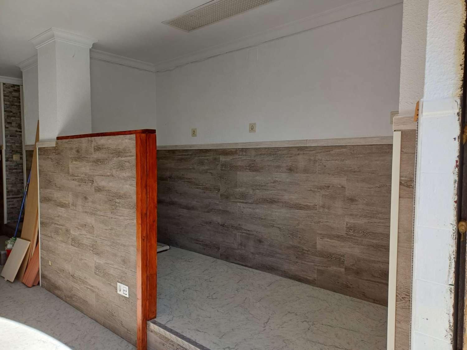 Erhverv til salg i Rincon de la Victoria - € 125.000 (Ref: 9634671)