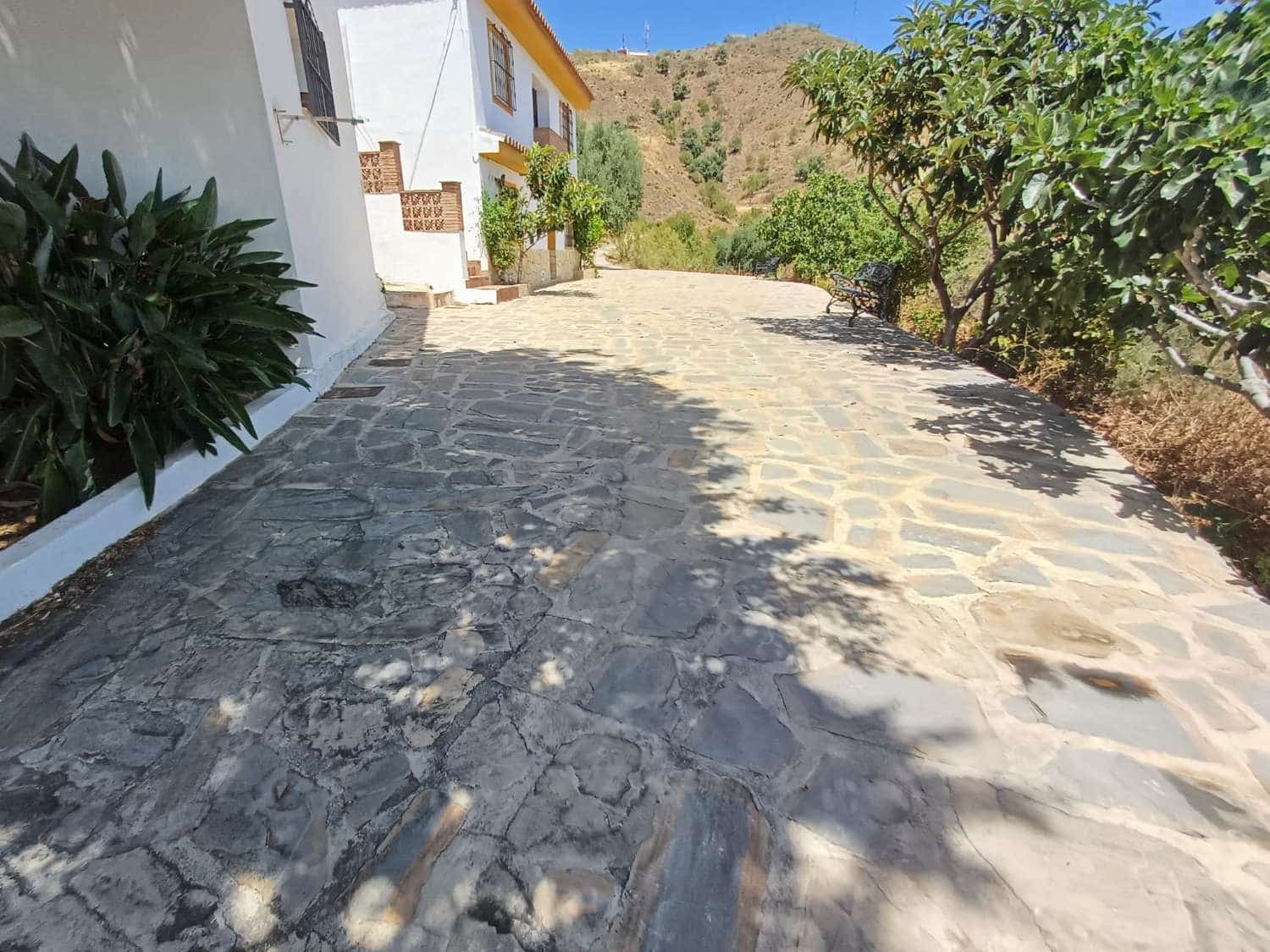 Tontti myytävänä paikassa Macharaviaya - 29 000 € (Ref: 9634675)