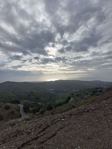 Byggetomt til salgs i Moclinejo - € 85 000 (Ref: 9634676)