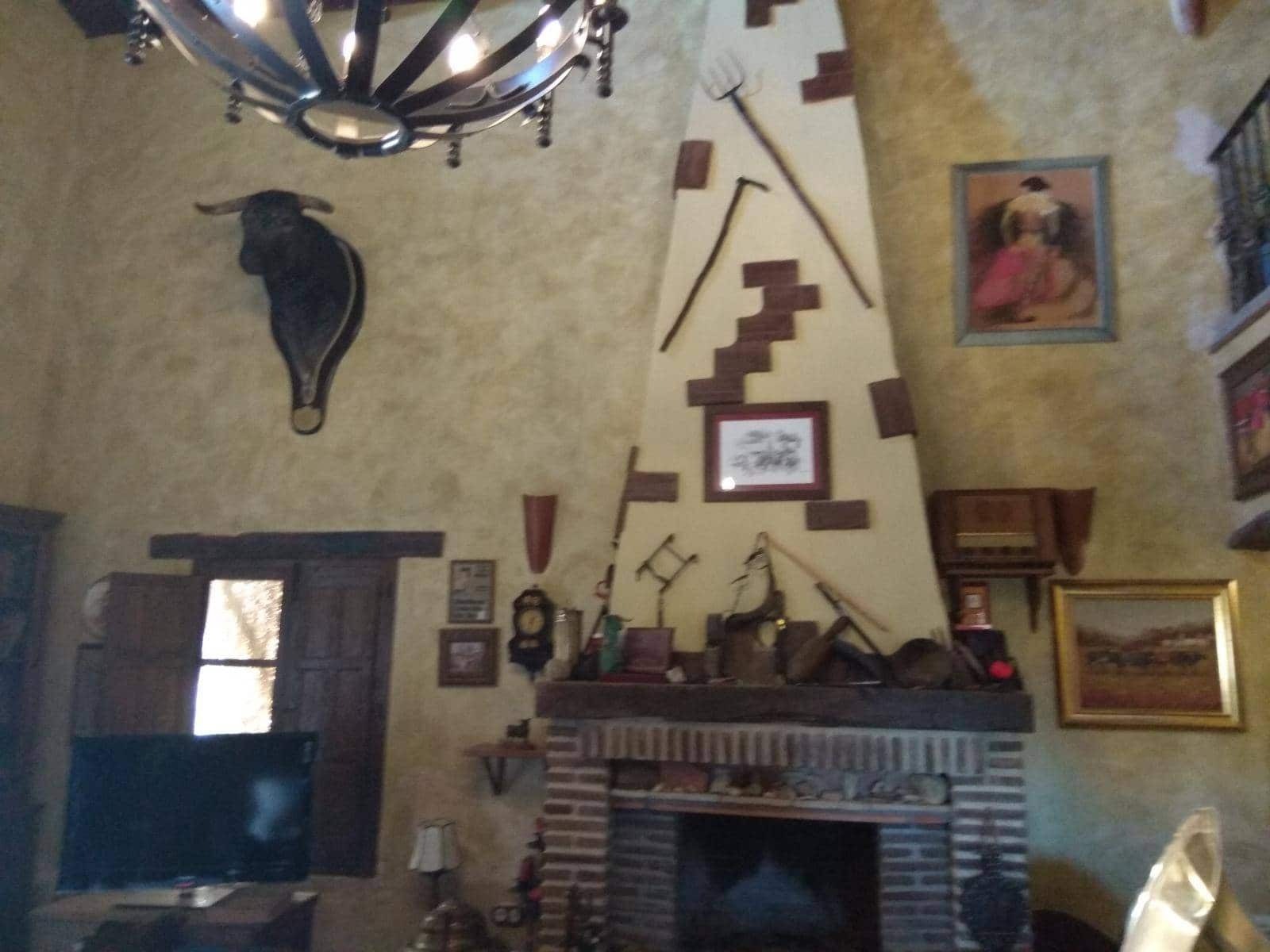 3 sypialnia Finka/Dom wiejski na sprzedaż w Alfarnate - 355 000 € (Ref: 9639061)