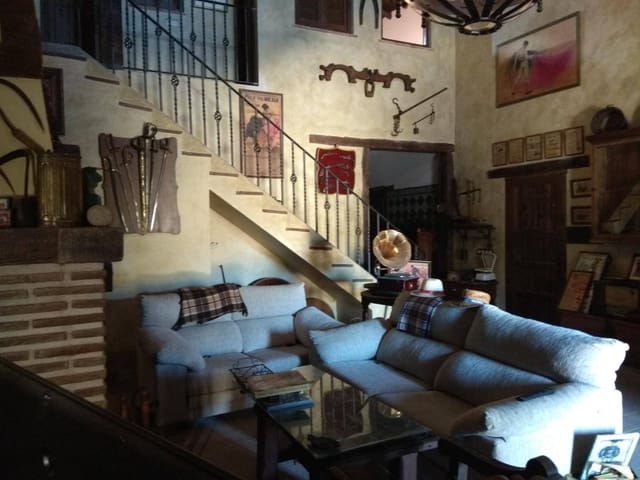 3 slaapkamer Finca/Landhuis te koop in Alfarnate - € 355.000 (Ref: 9639061)