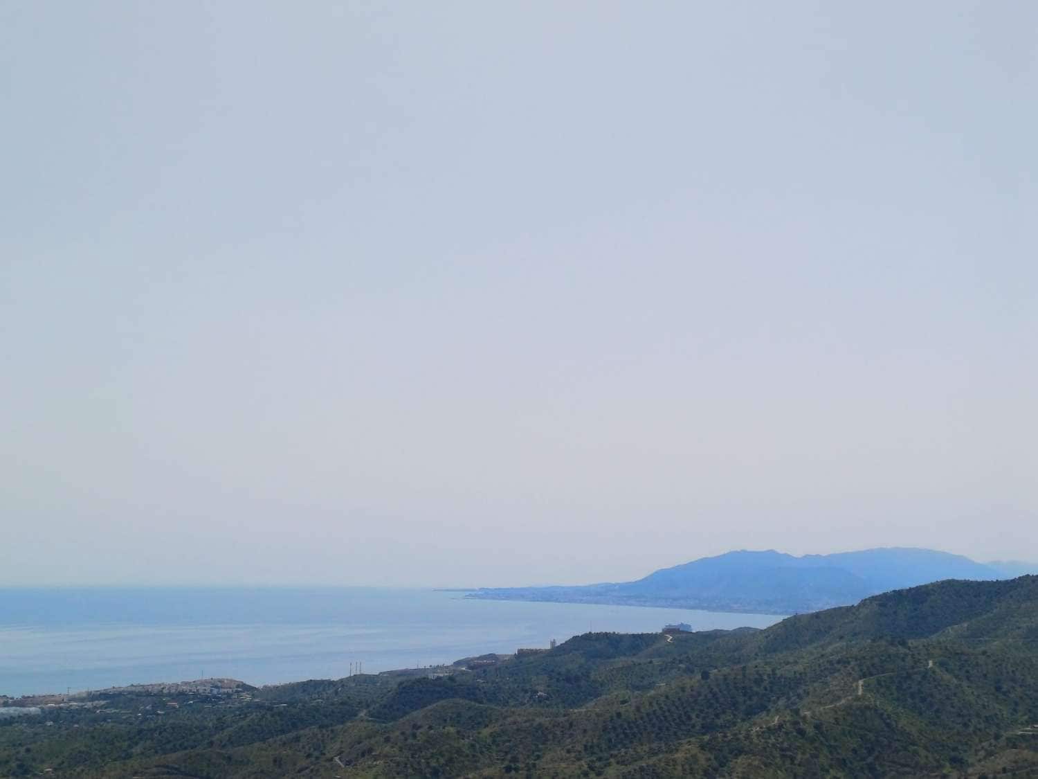 Solar/Parcela en Rincón de la Victoria en venta - 185.000 € (Ref: 9704518)