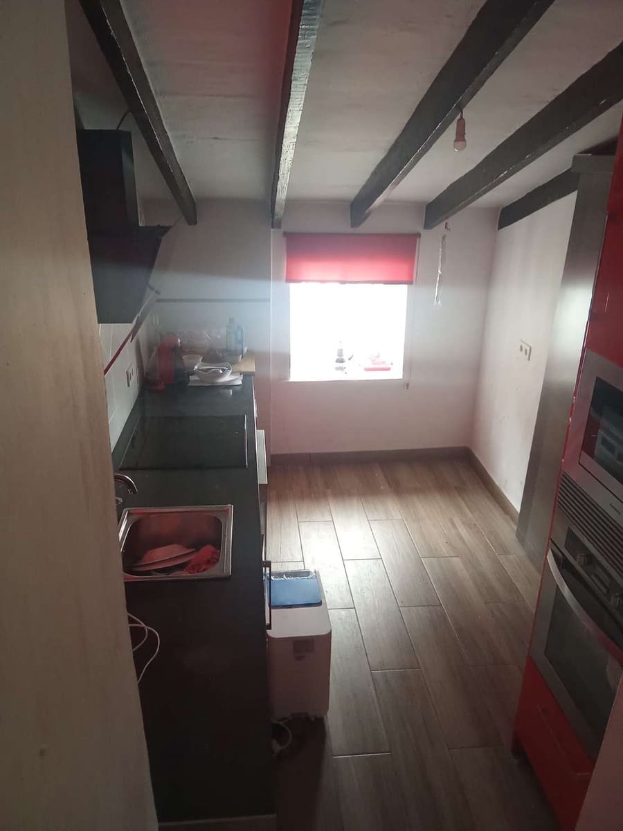 3 bedroom Townhouse for sale in Moclinejo - € 98,000 (Ref: 9848984)
