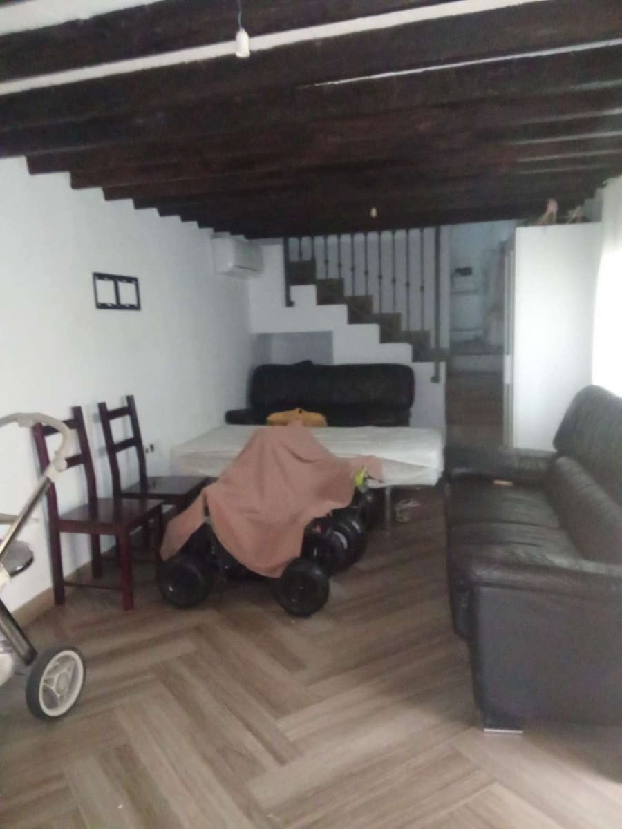 3 bedroom Townhouse for sale in Moclinejo - € 98,000 (Ref: 9848984)