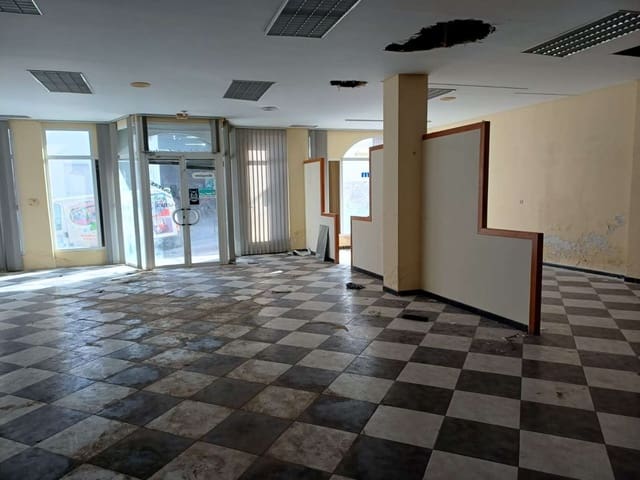 Komercyjne na sprzedaż w Vélez-Málaga - 510 000 € (Ref: 9872929)